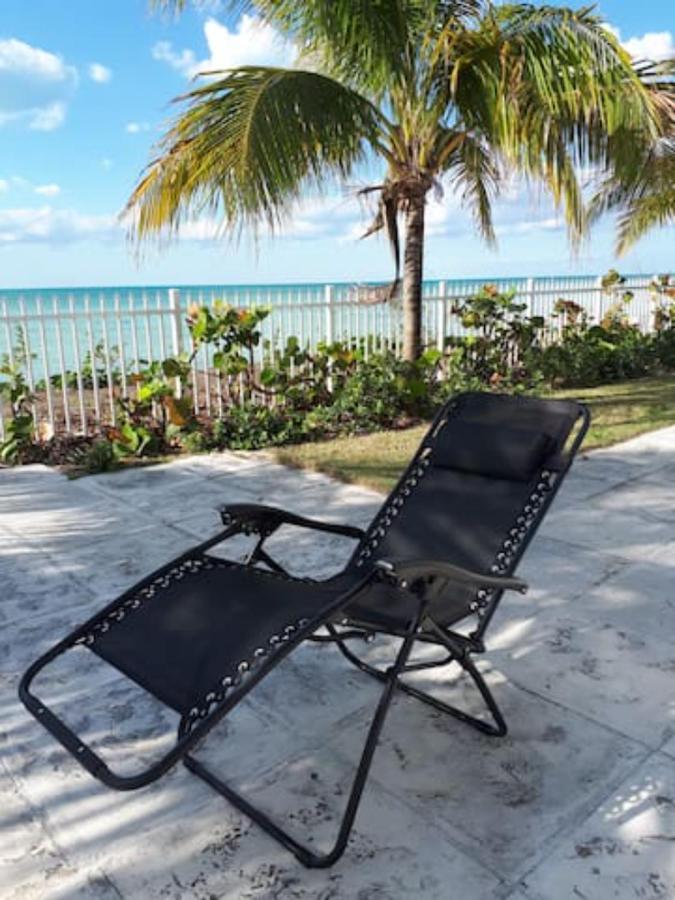 Maison d'hôtes Secluded And Modern Beachfront House Nassau